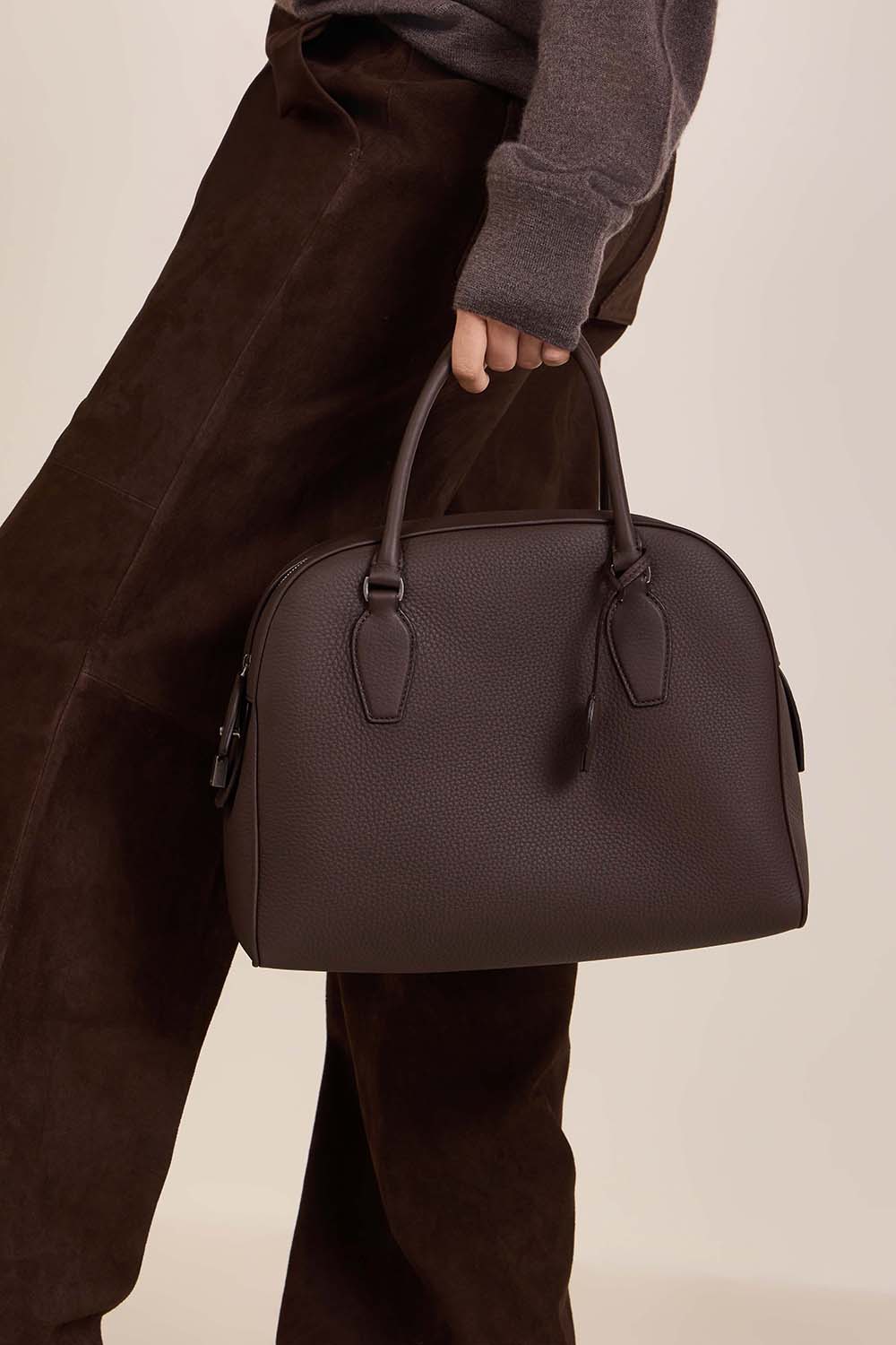 תמונת כל הלוק של תיק נשיאה אינדיאה 12.00